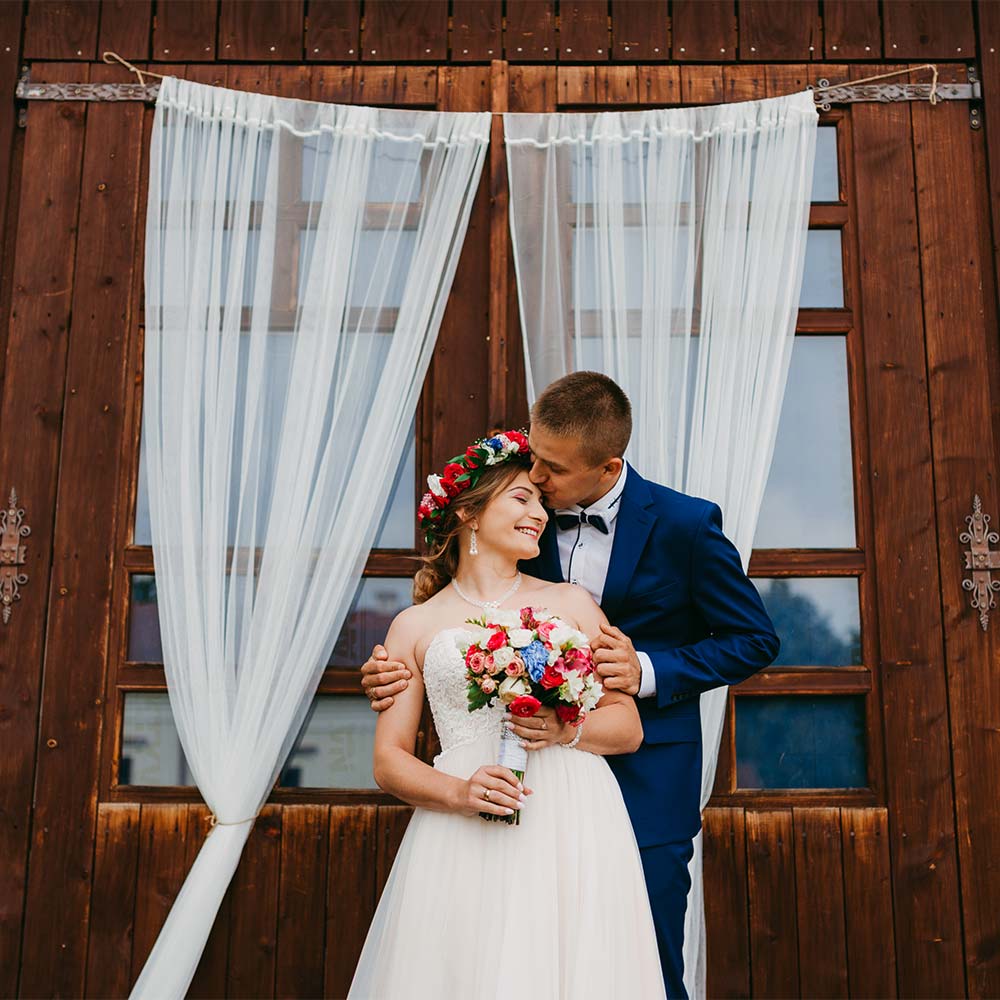 Fotografia ślubna Tarnów, Kraków, Rzeszów, Nowy Sącz, Gorlice, wideofilmowanie, kamerzysta na ślub, fotograf ślubny. Studio Profilm